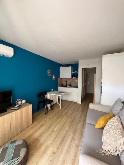 Studio Bord De Mer Boulouris A Saint Raphael Экстерьер фото